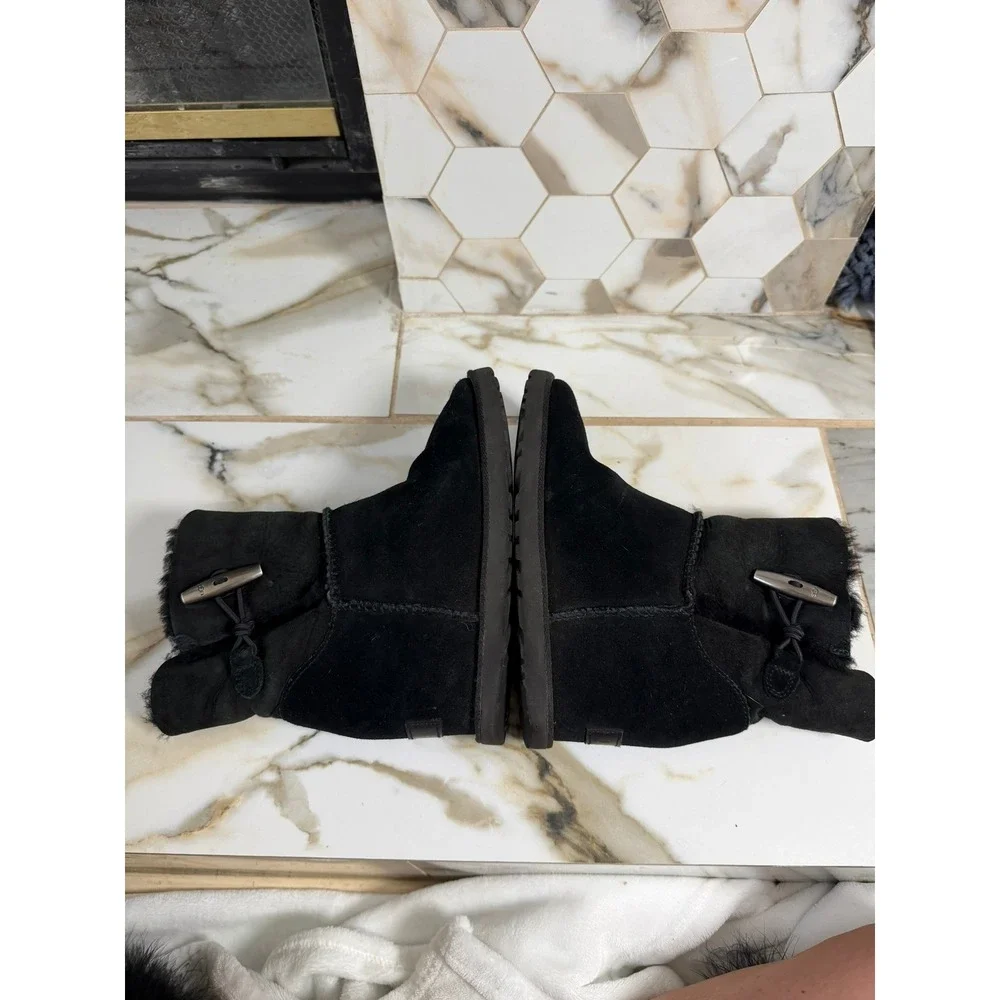 UGG Classic Femme Toggle Wedge Boots Women 6 Black Suede Shearling Ankle Booties